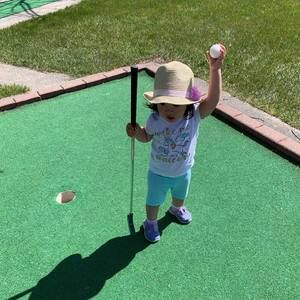 Meet your Posher, Mae